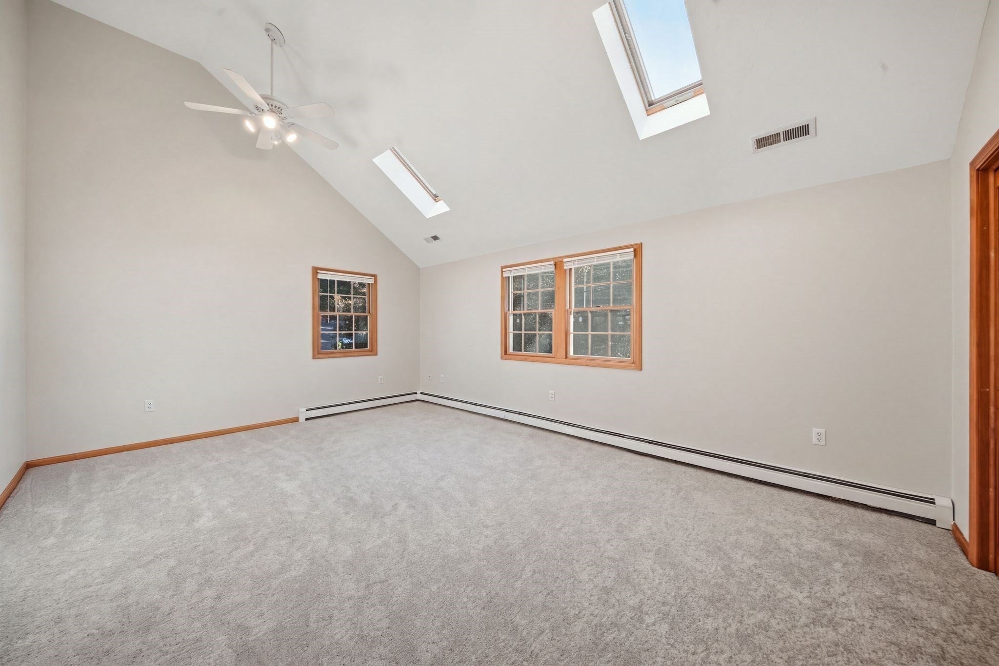 1289 Whipple Rd, Tewksbury, MA, 1289 Whipple Rd, Tewksbury, MA Photo #18