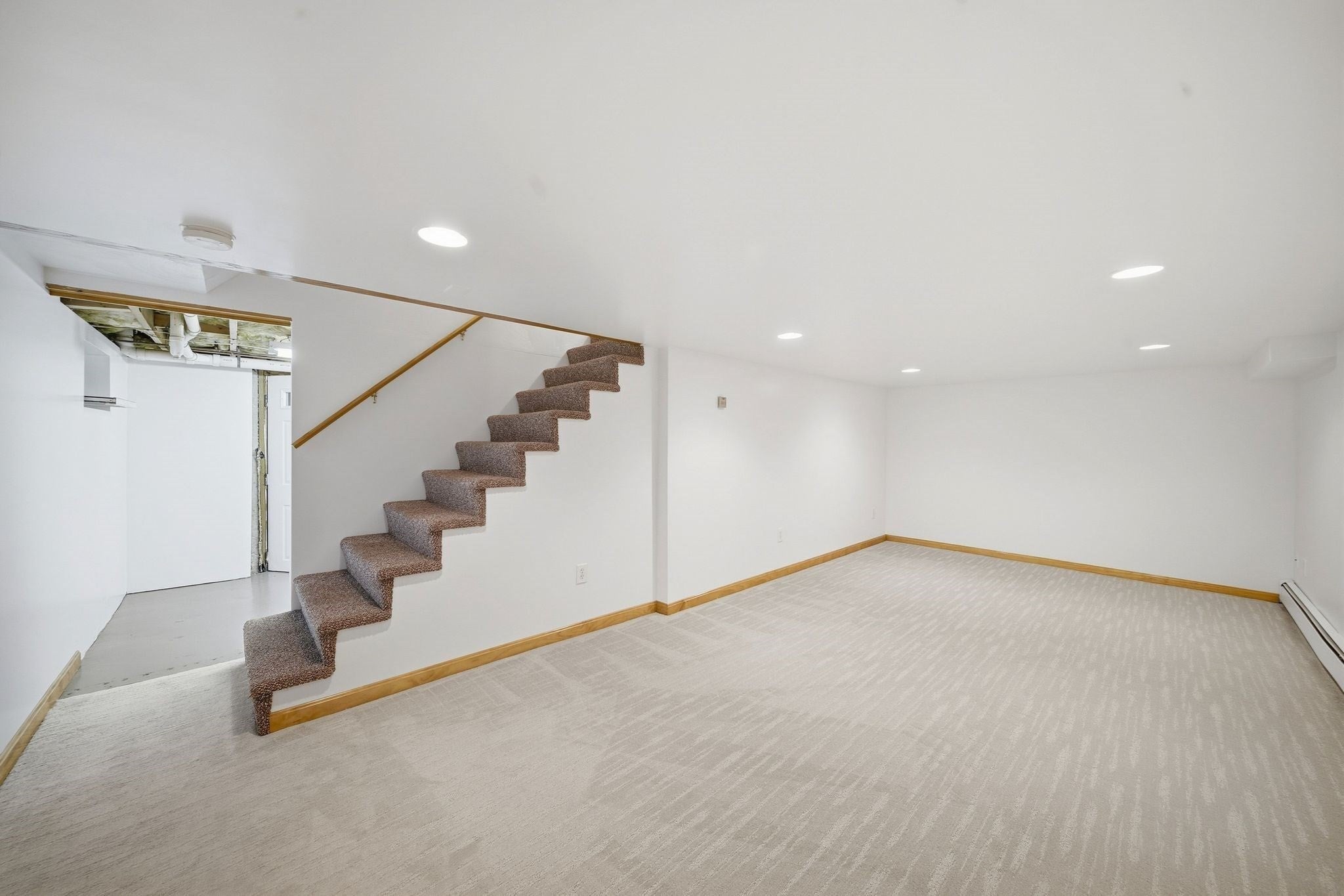 1289 Whipple Rd, Tewksbury, MA, 1289 Whipple Rd, Tewksbury, MA Photo #31