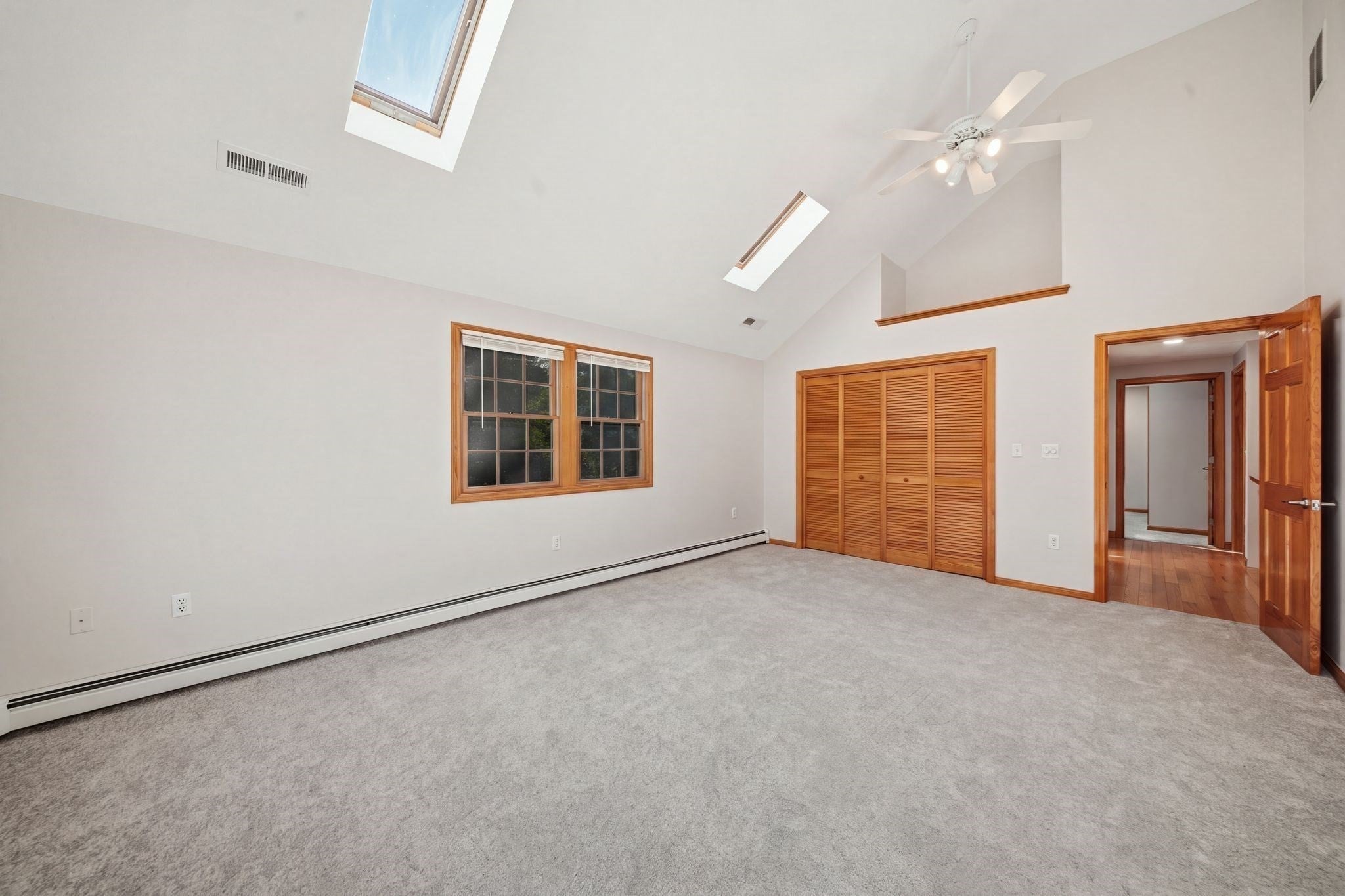 1289 Whipple Rd, Tewksbury, MA, 1289 Whipple Rd, Tewksbury, MA Photo #17