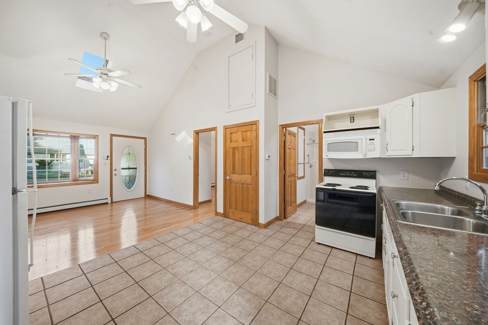 1289 Whipple Rd, Tewksbury, MA, 1289 Whipple Rd, Tewksbury, MA Photo #19