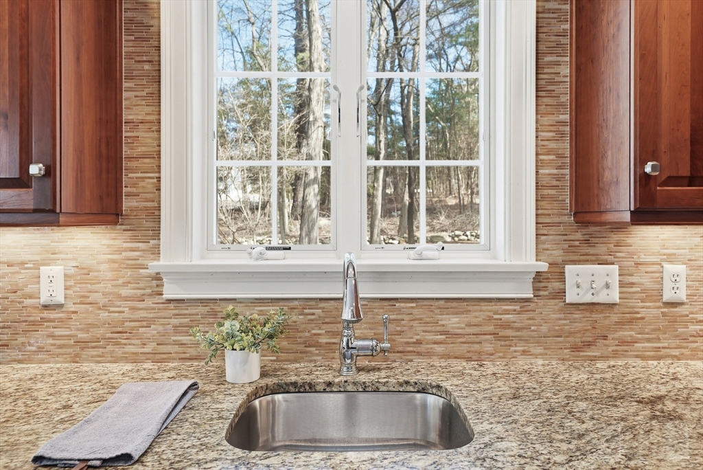 11 Longmeadow Way 11