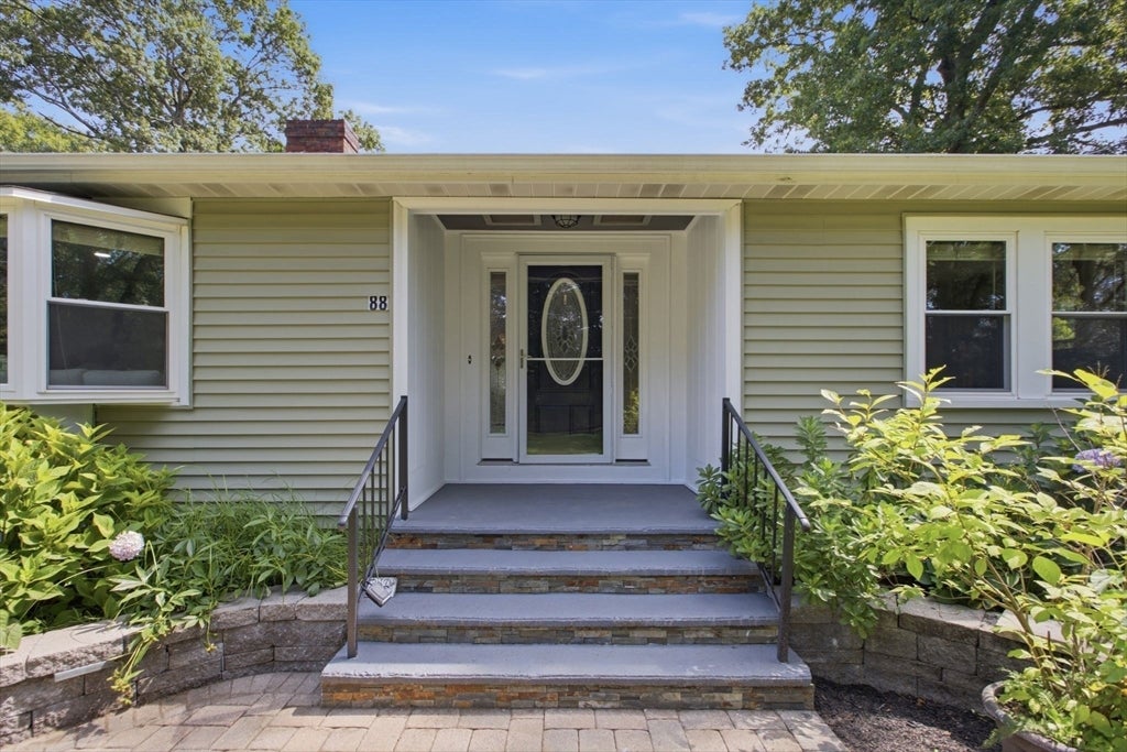 88 Muller Rd, Burlington, MA, 88 Muller Rd, Burlington, MA Photo #4