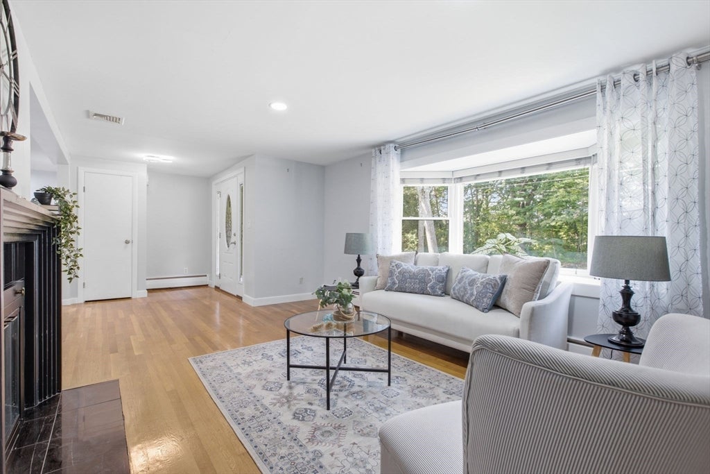 88 Muller Rd, Burlington, MA, 88 Muller Rd, Burlington, MA Photo #8