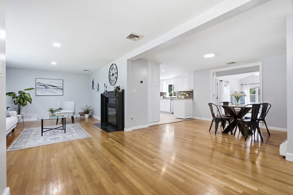 88 Muller Rd, Burlington, MA, 88 Muller Rd, Burlington, MA Photo #9
