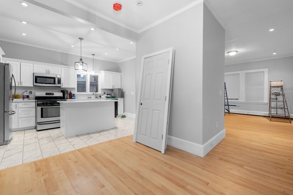 58 Ashland St