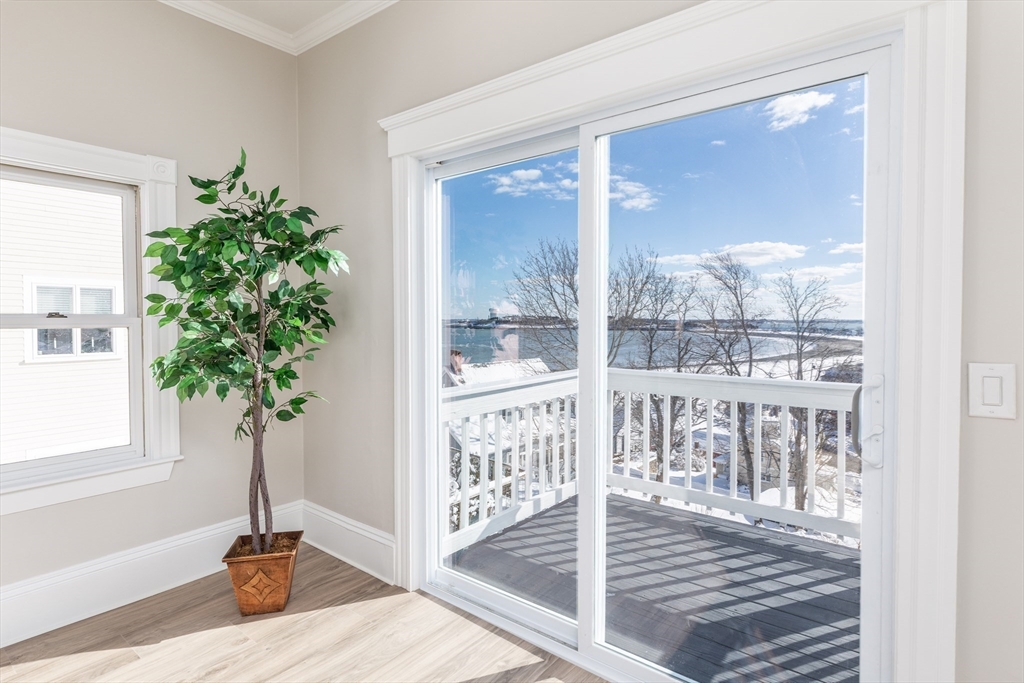 51 Harbor View Ave 2