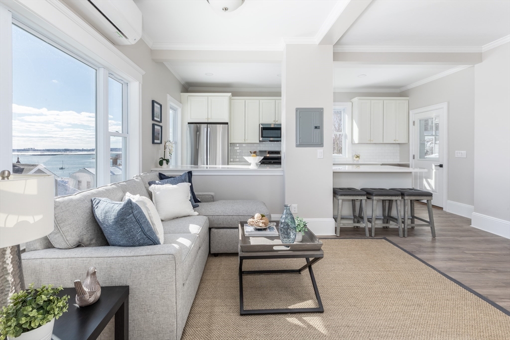 51 Harbor View Ave 2