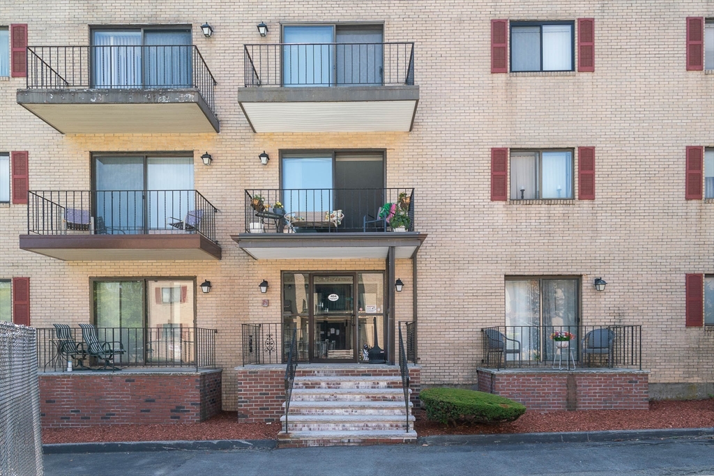 404 Broadway #303, Lynn, MA Photo #21