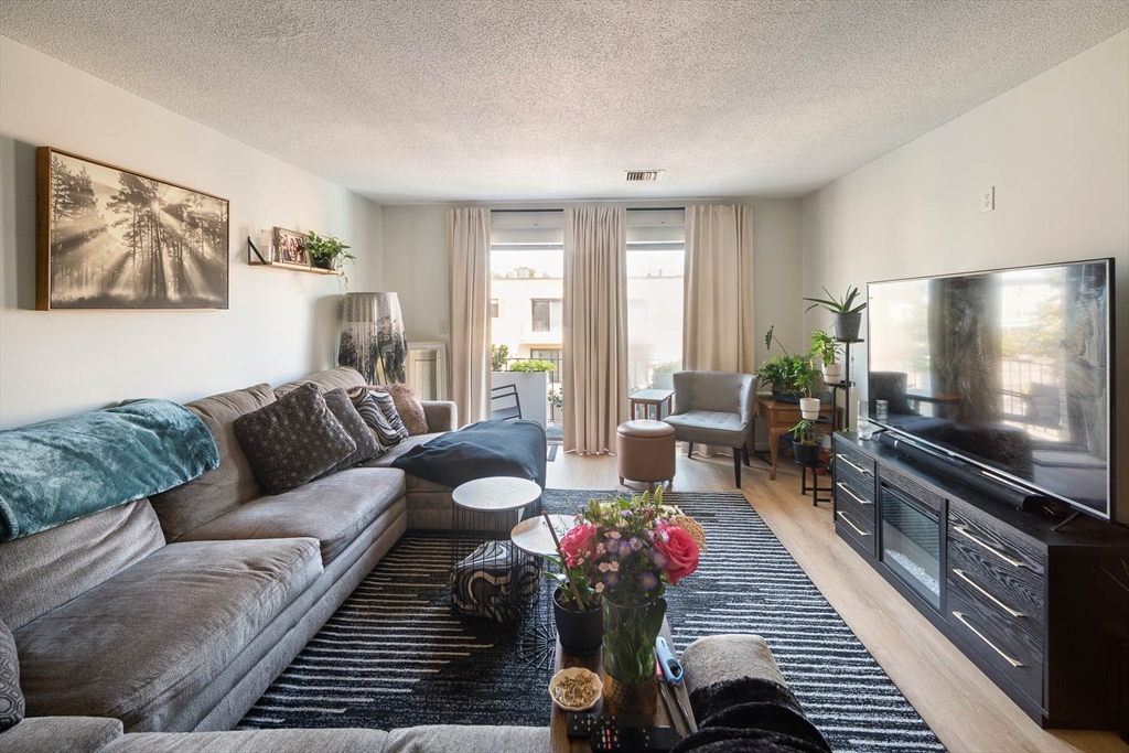 404 Broadway #303, Lynn, MA Photo #11
