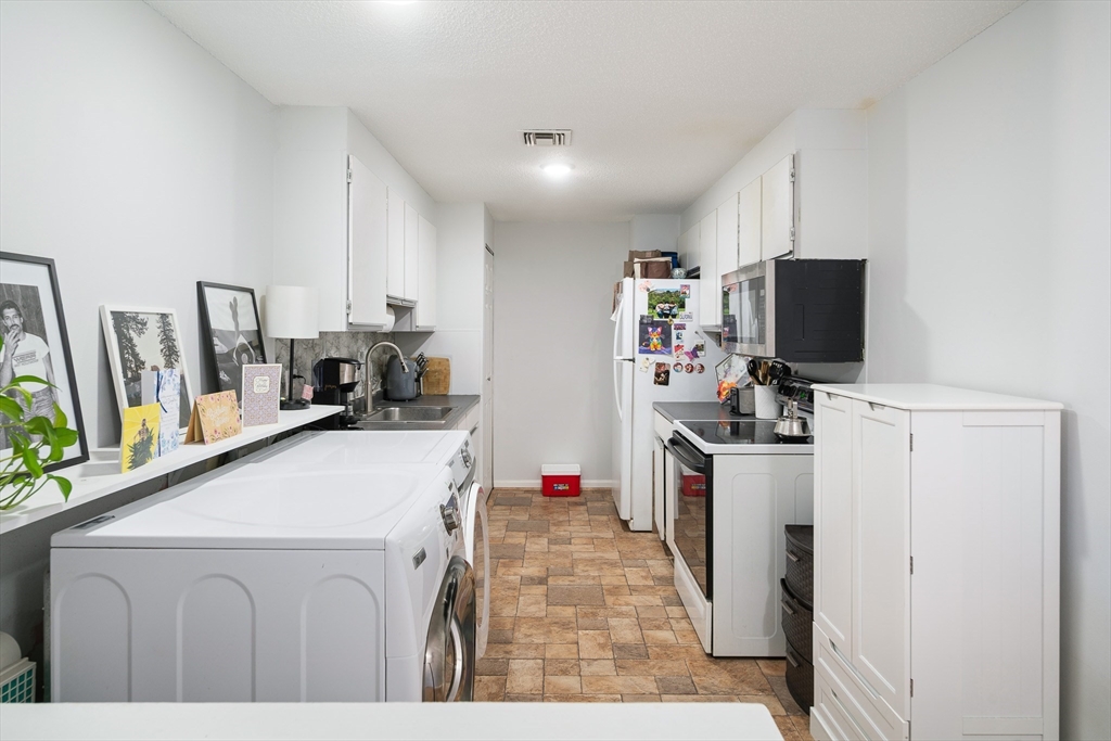 404 Broadway #303, Lynn, MA Photo #6