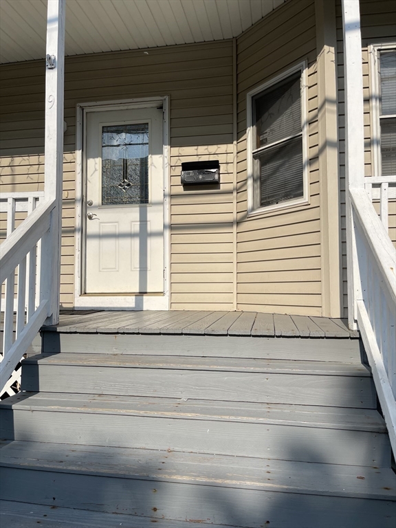 9 Cedar St
