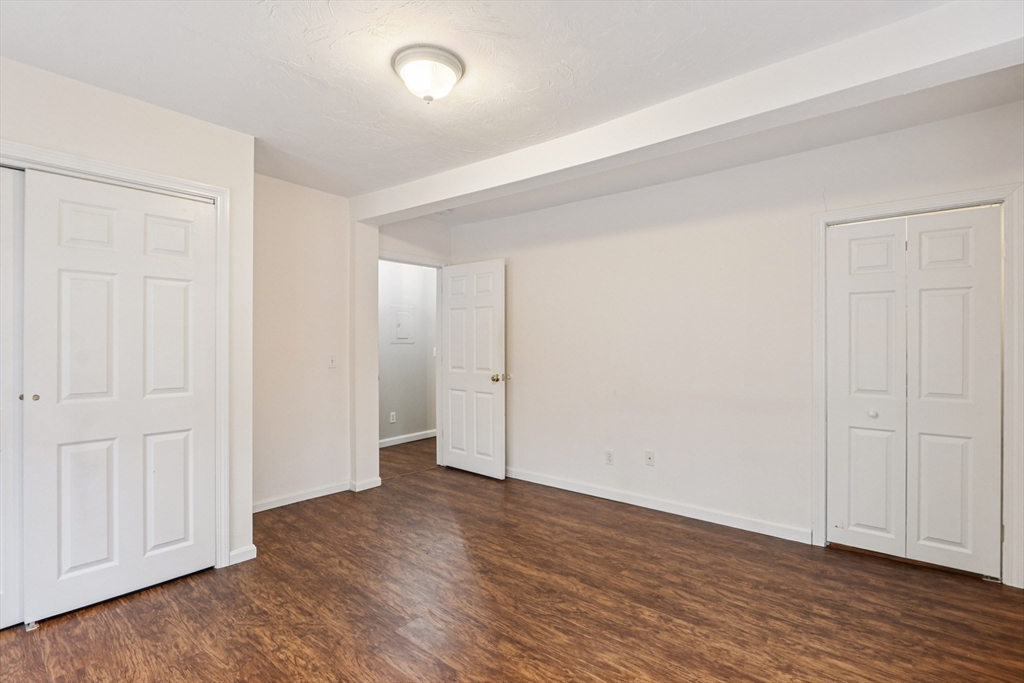 Franklin, Massachusetts 02038, United States, 3 Bedrooms Bedrooms, ,2 BathroomsBathrooms,Residential,Pending,250202