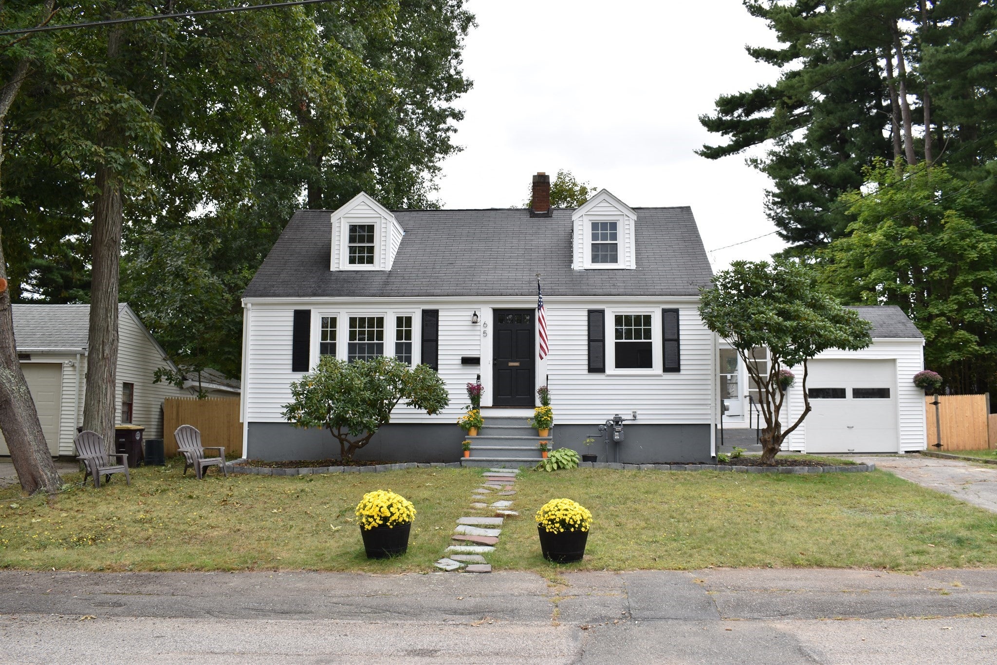 65 Thomas Rd