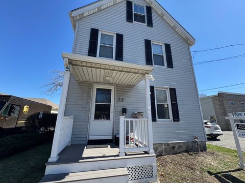 Photo of 73 Main St #73, Woburn, MA 01801 (MLS # 73498519)