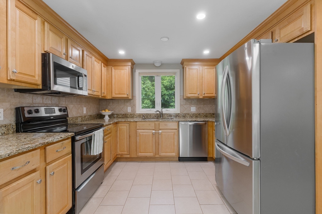 166 Red Acre Rd, Stow, MA Photo #12