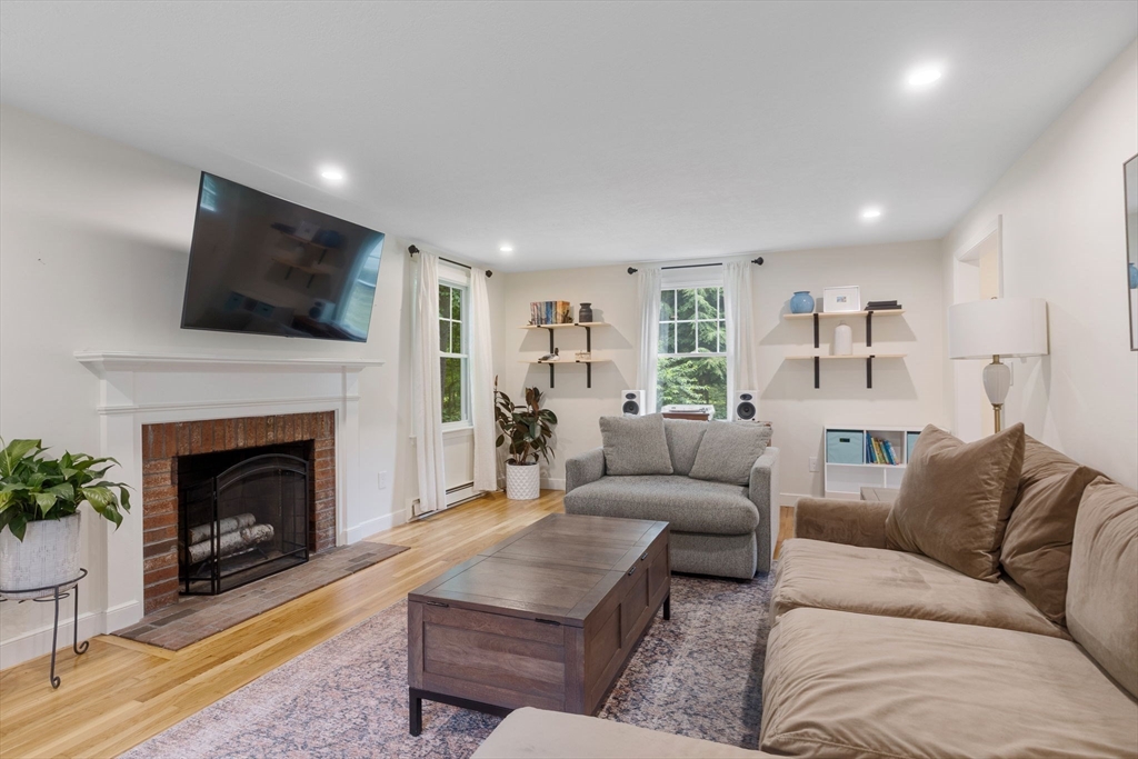 166 Red Acre Rd, Stow, MA Photo #6