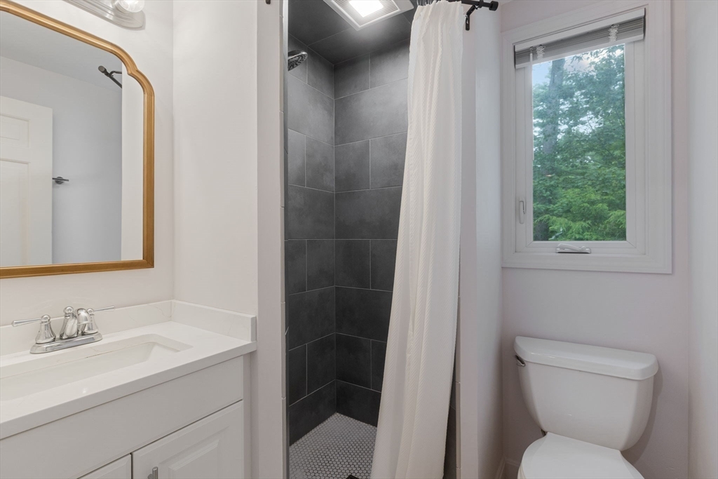 166 Red Acre Rd, Stow, MA Photo #19