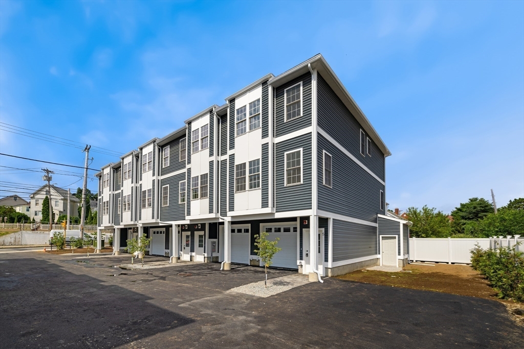 8 Revere Street 3