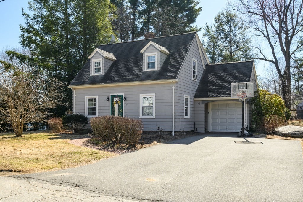 5 Loring Street