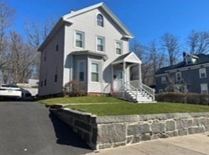 106 Richmond St