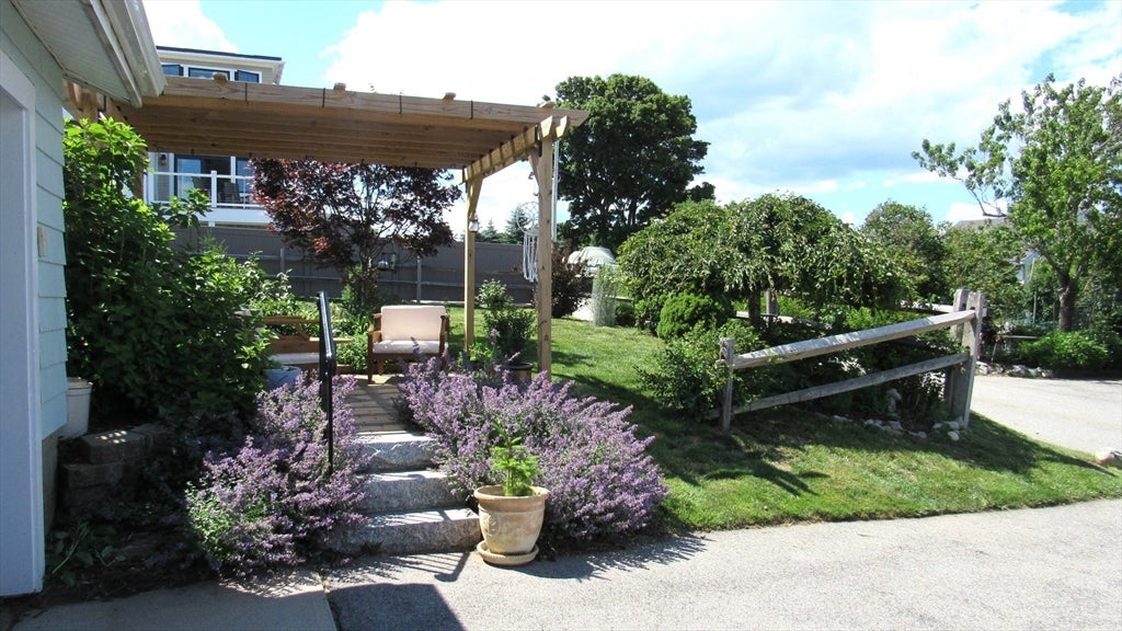 6 Alamo Rd