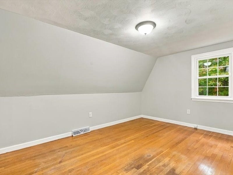 109 Pleasant St, Plympton, MA Photo #24