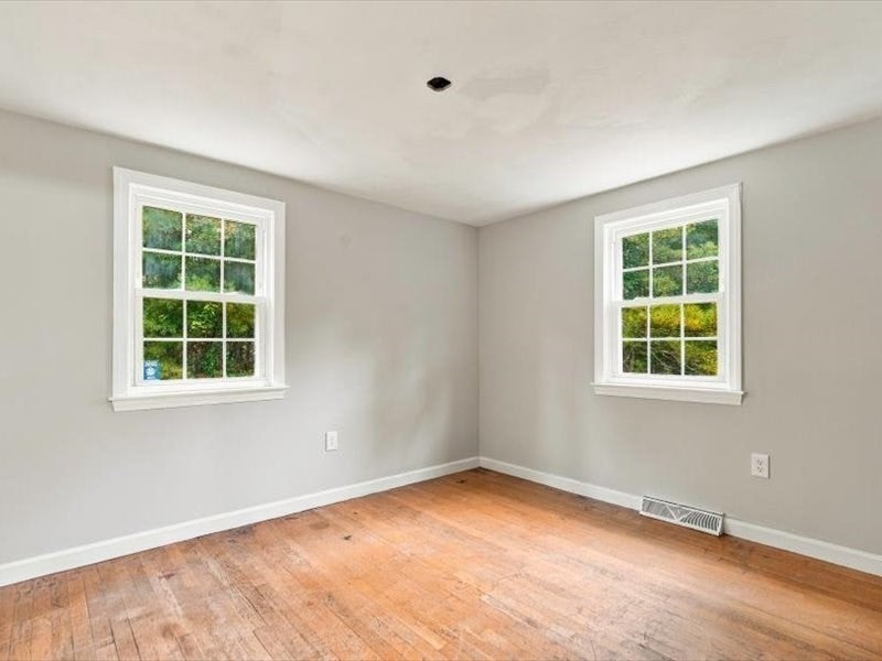 109 Pleasant St, Plympton, MA Photo #26