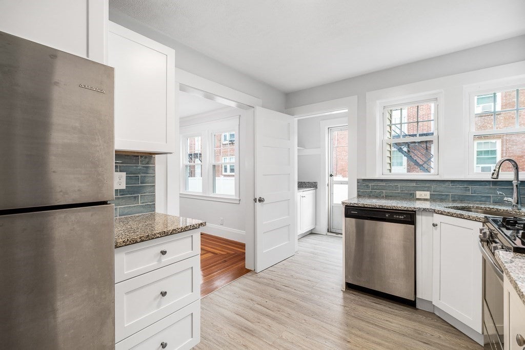 37 Richardson Ave #37A, Wakefield, MA, 37 Richardson Ave #37A, Wakefield, MA Photo #3