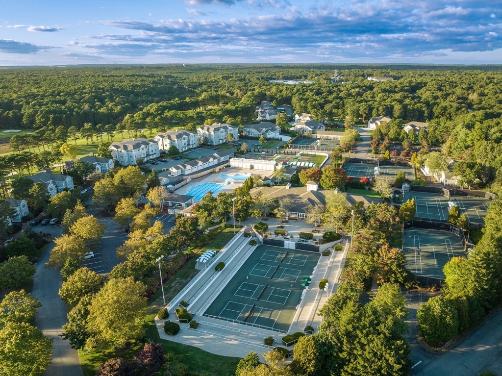 70 Simons Rd E