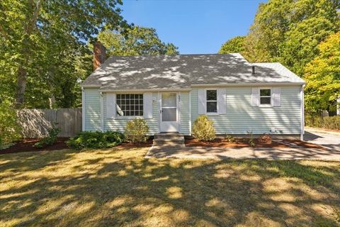 590 Sandwich Rd Falmouth MA 02536