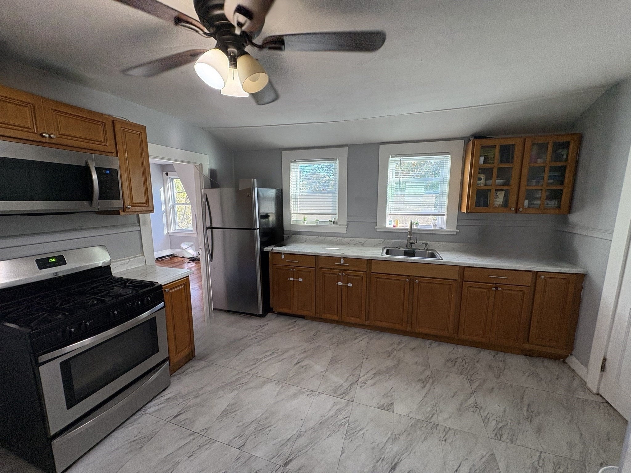 395 West Main St #2, Avon, MA, 395 West Main St #2, Avon, MA Photo #3
