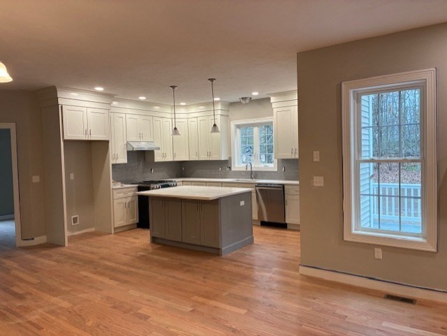 4 Jewett Rd 4