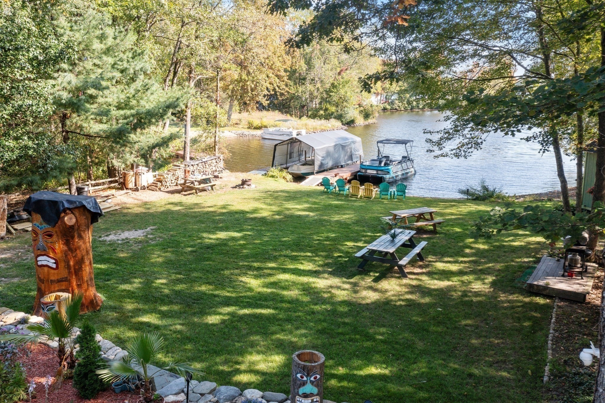 878 Flat Hill Rd