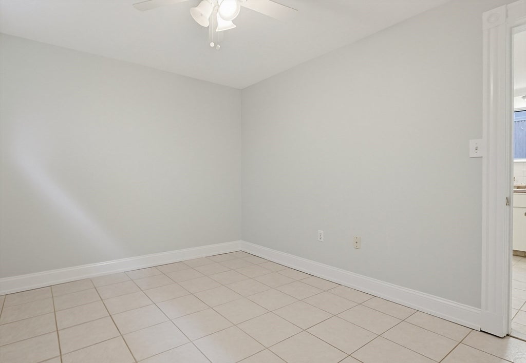 30 Cushing St #B, Cambridge, MA Photo #17