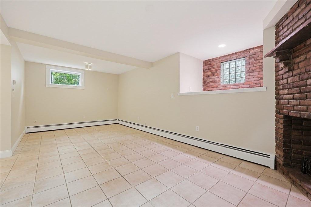 30 Cushing St #B, Cambridge, MA Photo #13