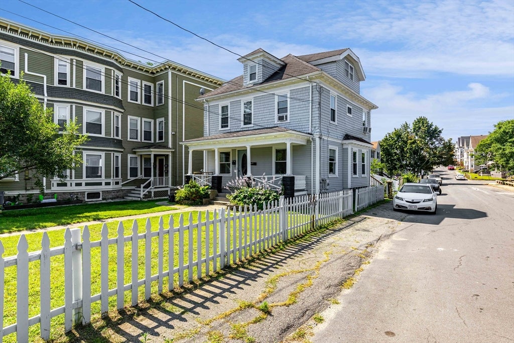 24 Blaisdell St, Haverhill, MA, 24 Blaisdell St, Haverhill, MA Photo #7