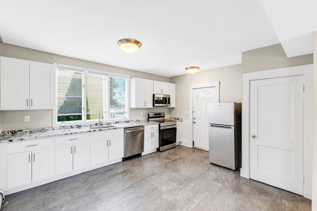 24 Blaisdell St, Haverhill, MA, 24 Blaisdell St, Haverhill, MA Photo #11