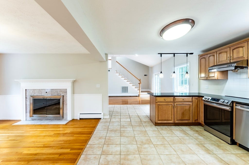 88 Forrest Rd, Westford, MA, 88 Forrest Rd, Westford, MA Photo #8