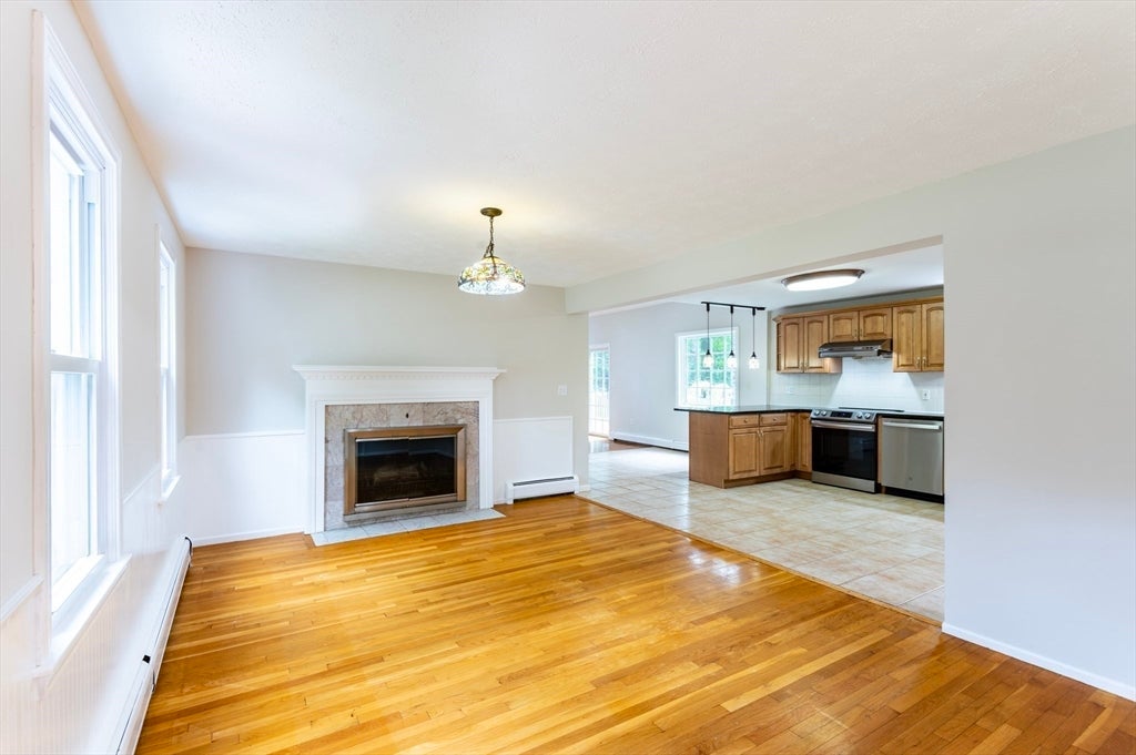 88 Forrest Rd, Westford, MA, 88 Forrest Rd, Westford, MA Photo #12