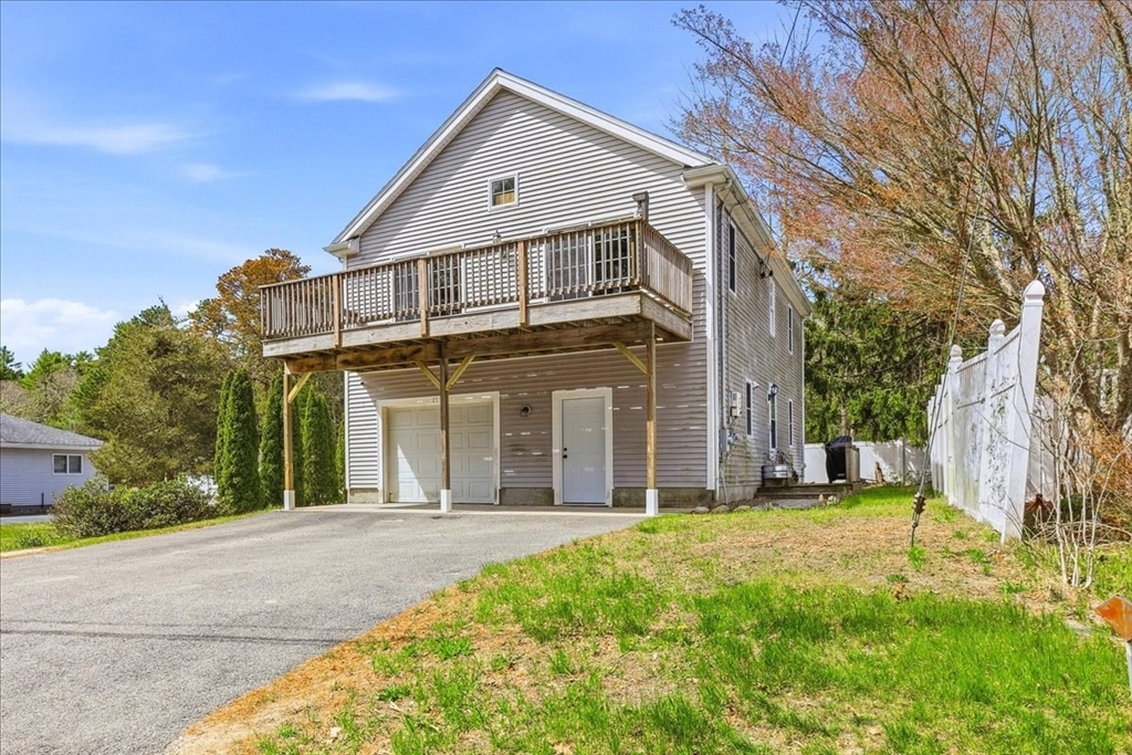 35 Freshmeadow Drive