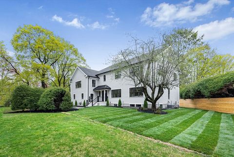 9 Smith Street Wellesley MA 02482