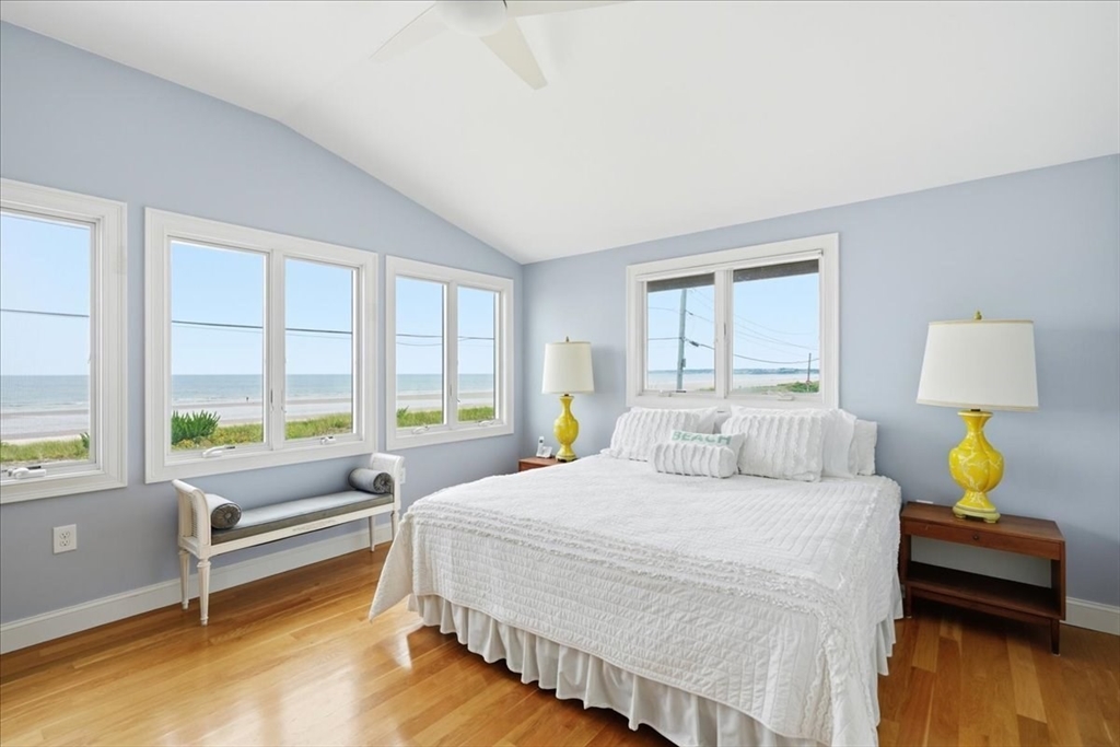 163 Beach Ave, Hull, MA Photo #17