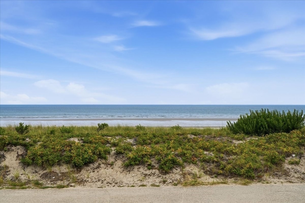 163 Beach Ave, Hull, MA Photo #35