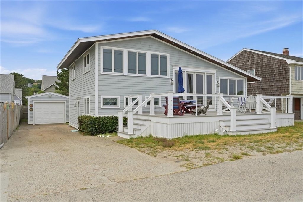 Photo of 163 Beach Ave, Hull, MA