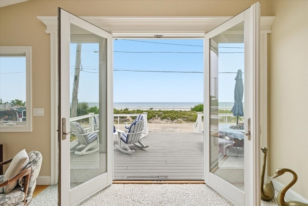 163 Beach Ave, Hull, MA Photo #13
