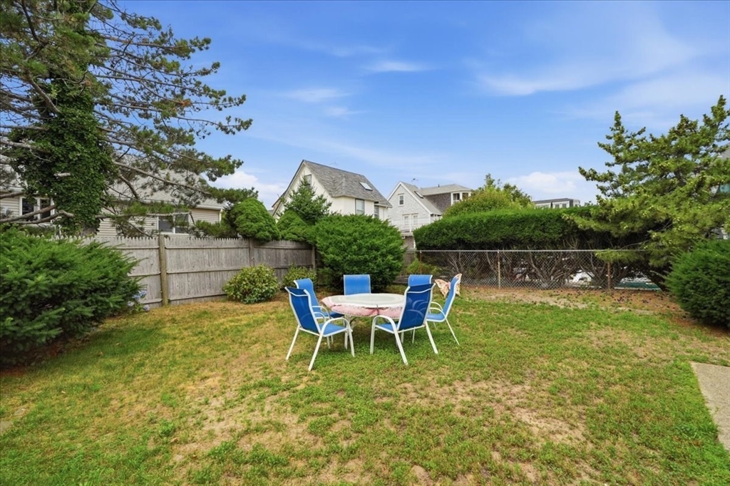 163 Beach Ave, Hull, MA Photo #33