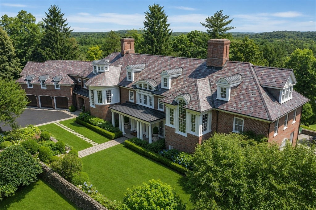 29 Willard Cmn