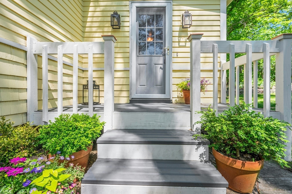 29 Millbury St