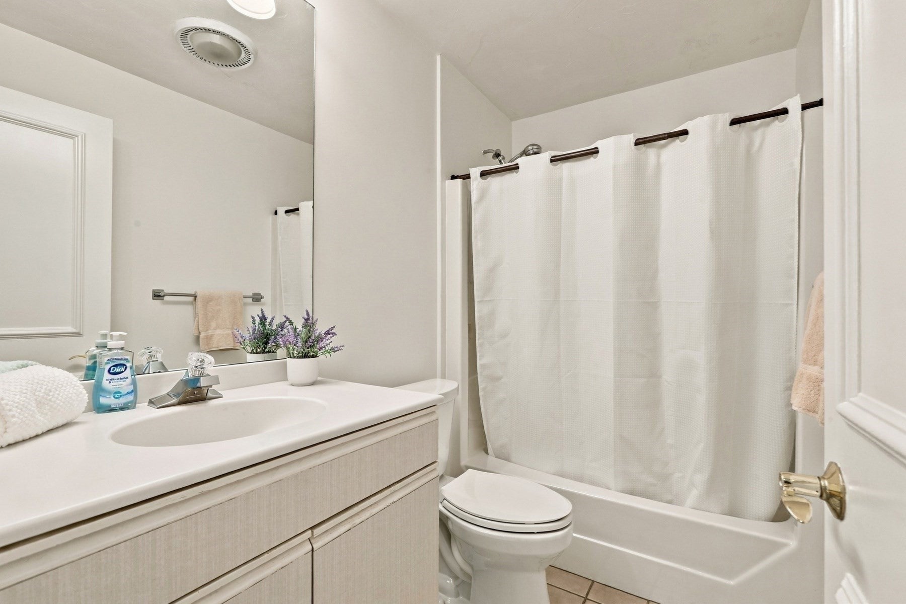 7 Wainwright Rd #47, Winchester, MA, 7 Wainwright Rd #47, Winchester, MA Photo #15