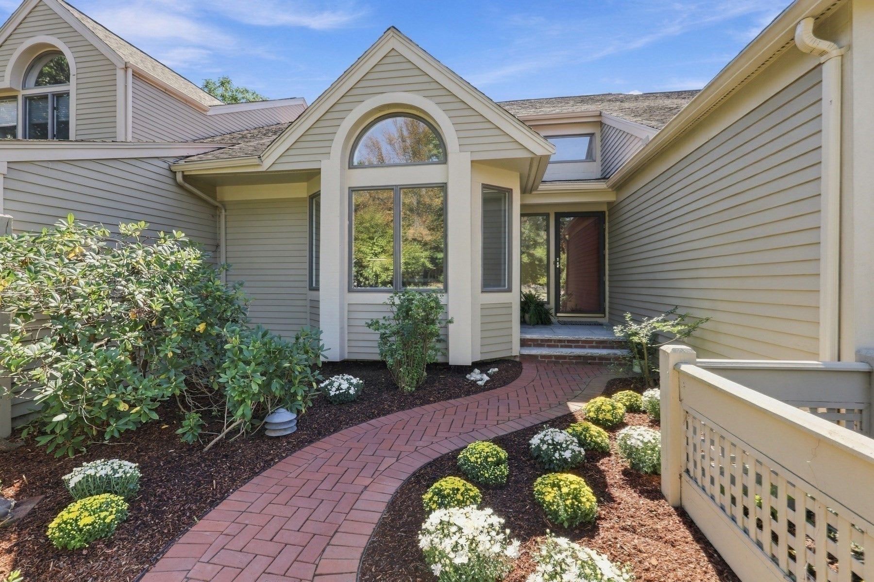 7 Wainwright Rd #47, Winchester, MA, 7 Wainwright Rd #47, Winchester, MA Photo #1